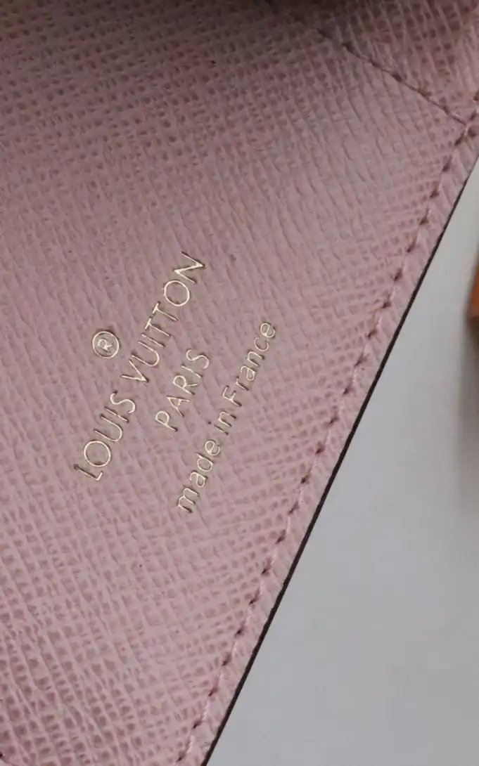 LV Wallets 4178F-0118
