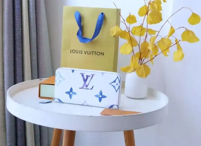 LV Wallets 4178G-0088