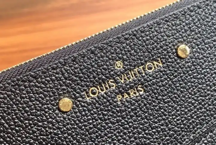 LV Clutch Bags 4178G-0105