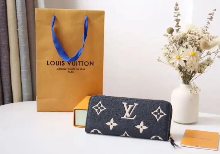 LV Wallets 4178G-0211