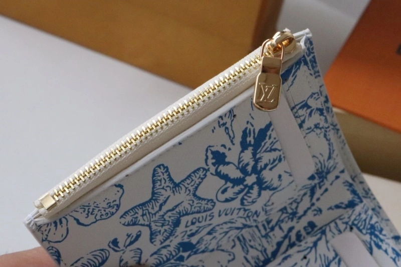 LV Wallets 4178H-0139