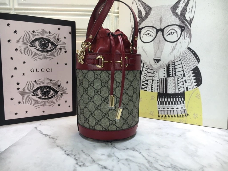 Gvc*1 bucket bags 4186-0395