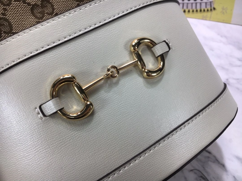 Gvc*1 bucket bags 4186-0478
