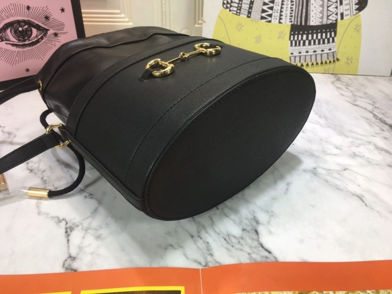 Gvc*1 bucket bags 4186-0482