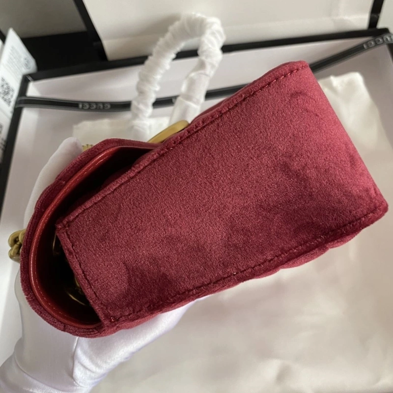 Gvc*1 clutch bags 4189a-0057