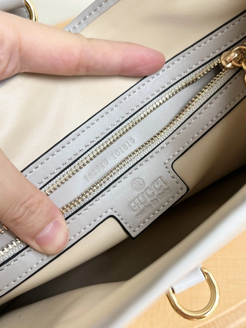 Gvc*1 top handle bags 4189a-0148