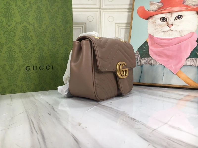 Gvc*1 clutch bags 4189a-0247
