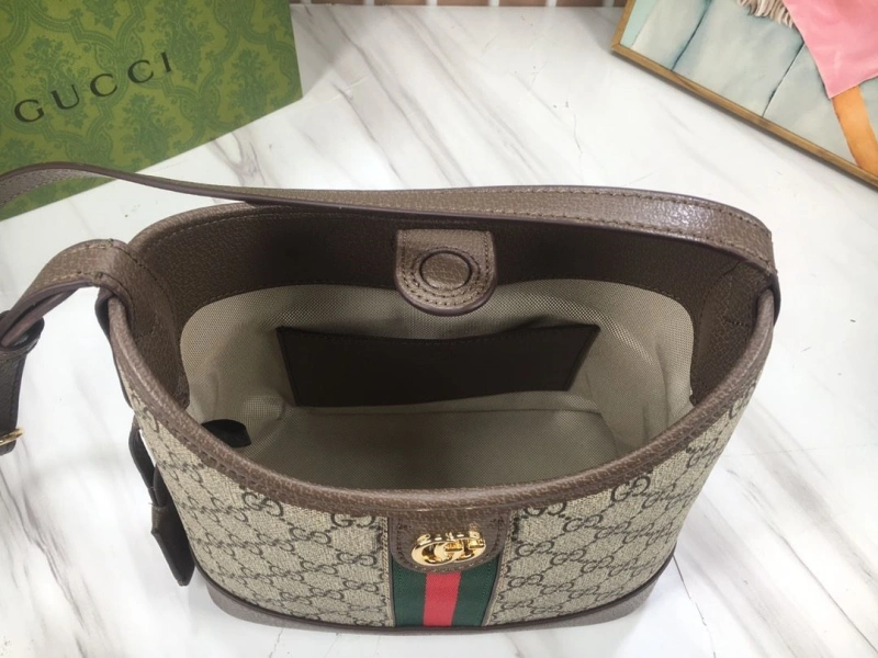 Gvc*1 top handle bags 4189a-0277