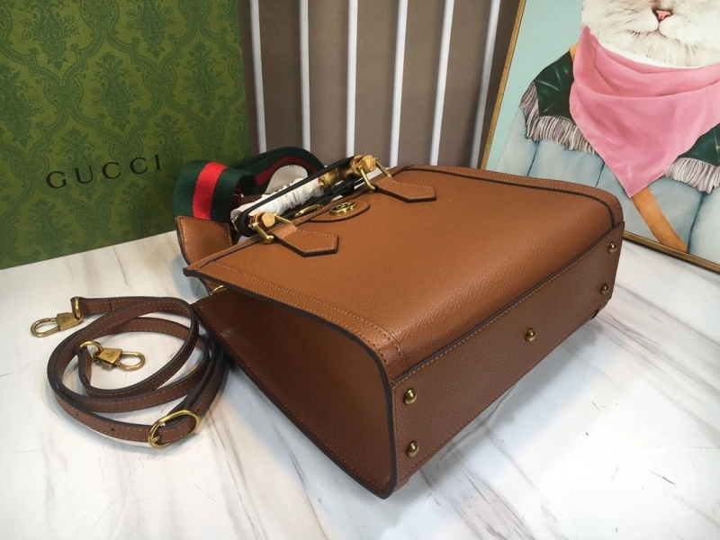 Gvc*1 top handle bags 4189a-0333