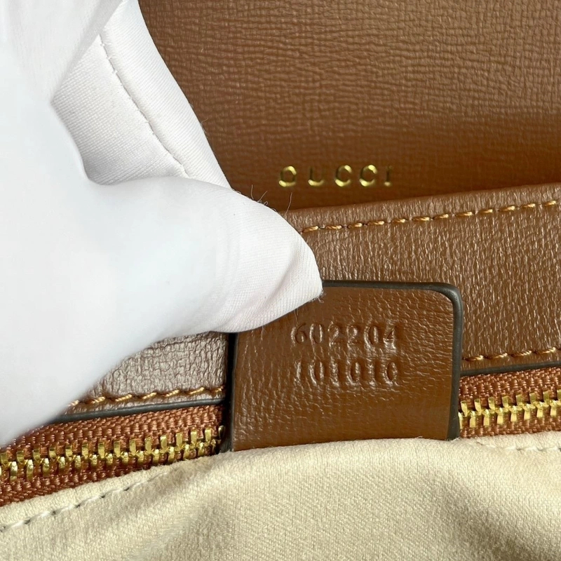 Gvc*1 satchel bags 4189a-0472