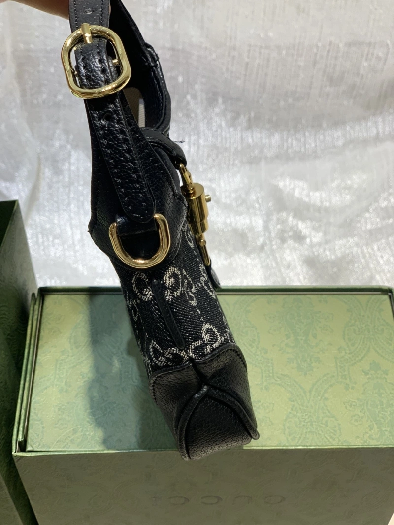Gvc*1 top handle bags 4189a-0584