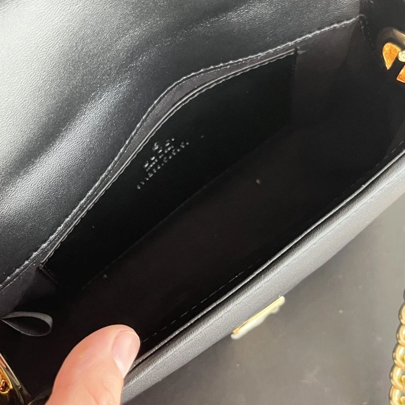 Gvc*1 top handle bags 4189a-0619