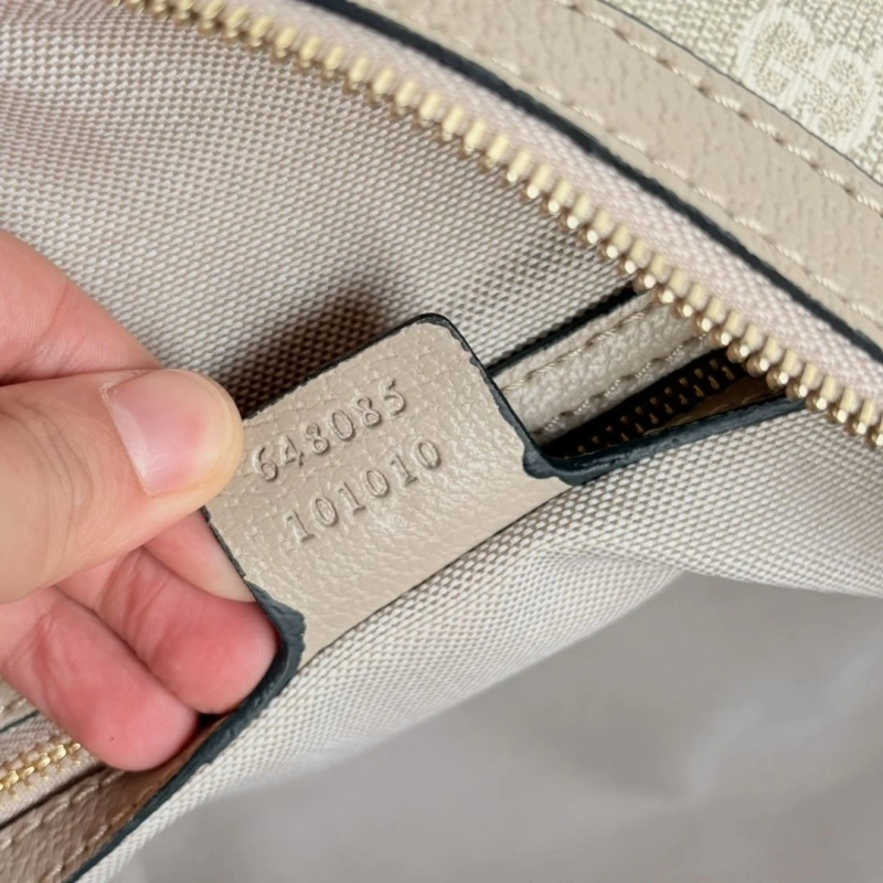 Gvc*1 travel bags 4189a-1122