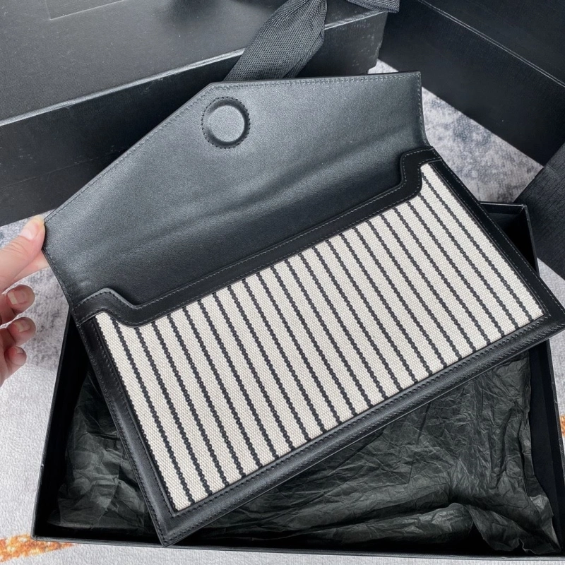 Y51 clutch bags 4191c-0070