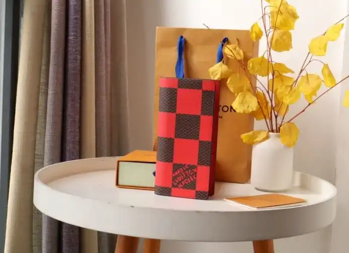 LV Wallets 4192D-0007