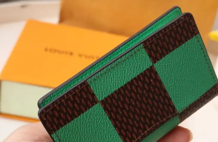 LV Wallets 4192D-0015
