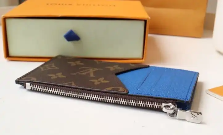 LV Wallets 4192D-0030