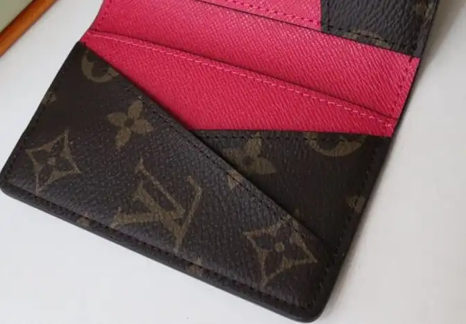 LV Wallets 4192D-0041