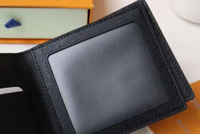 LV Wallets 4192D-0066