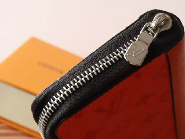 LV Wallets 4192D-0120