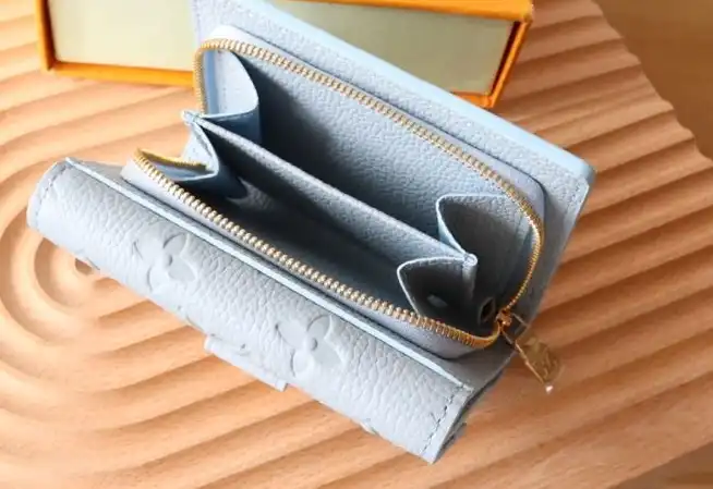LV Wallets 4192D-0157