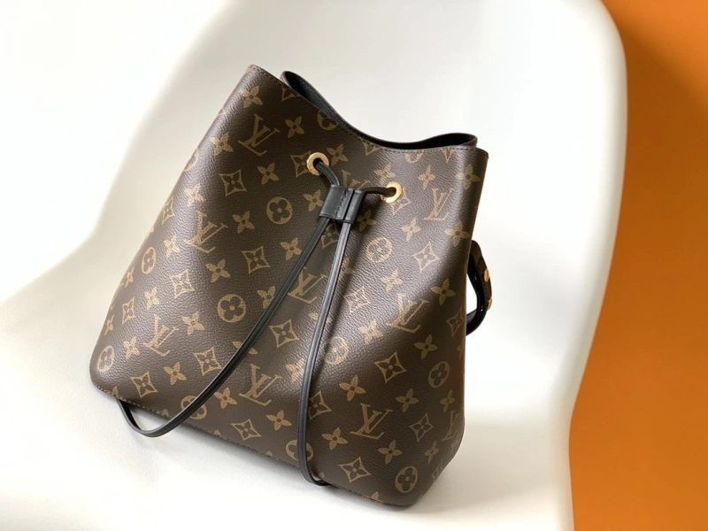 LV Bucket Bags 4194A-0043