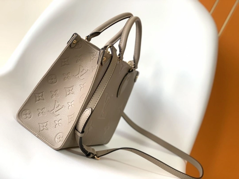 LV Shopping Bags 4194A-0092