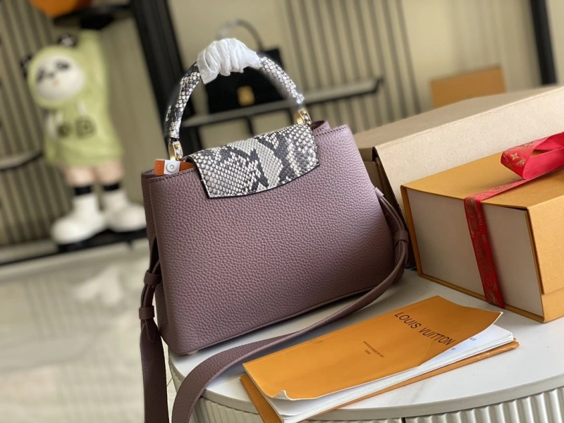 LV Capucines Bags 4194A-0261