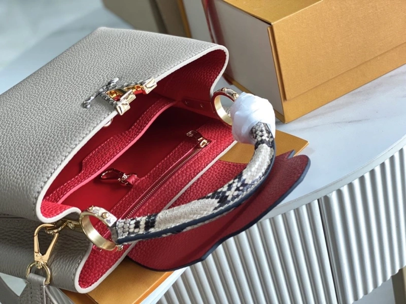 LV Capucines Bags 4194A-0266
