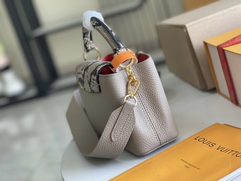 LV Capucines Bags 4194A-0267