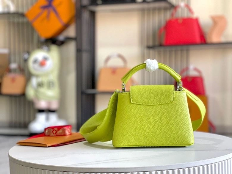 LV Capucines Bags 4194A-0286