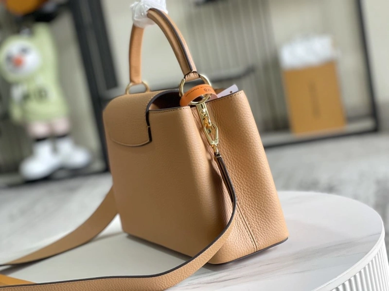 LV Capucines Bags 4194A-0295