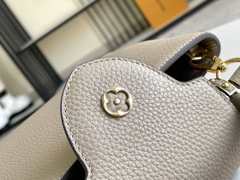 LV Capucines Bags 4194A-0303