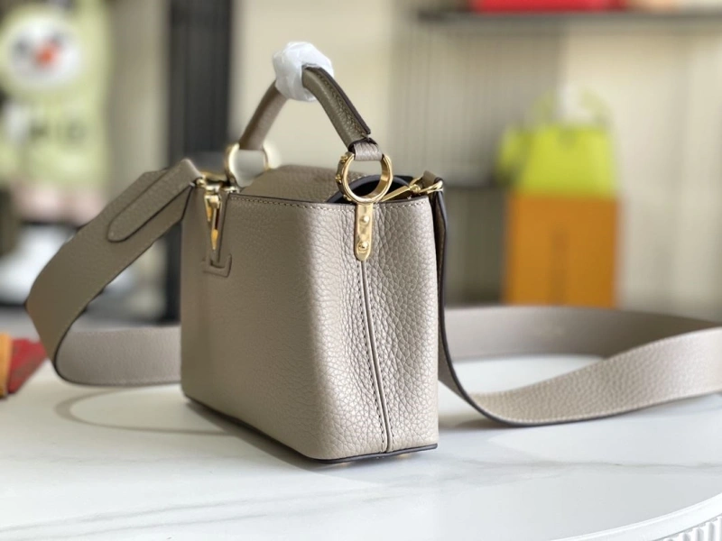 LV Capucines Bags 4194A-0304