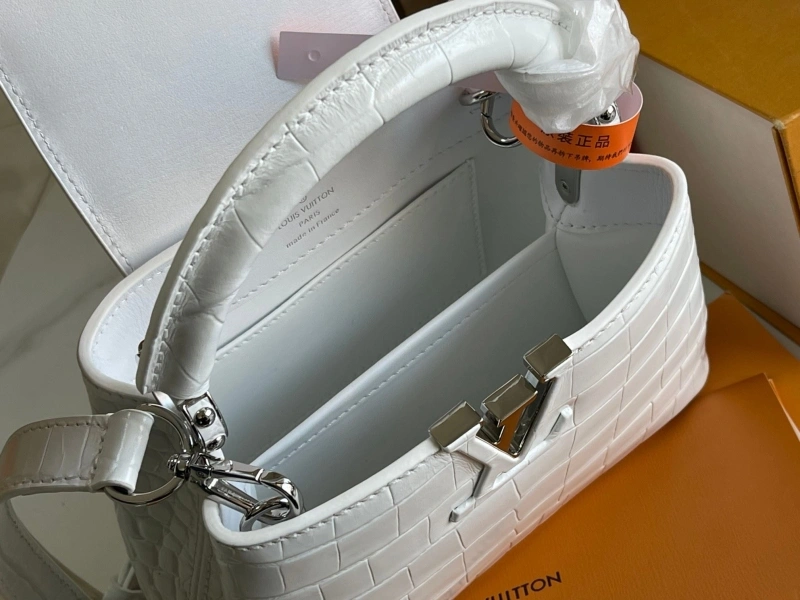 LV Capucines Bags 4194A-0312