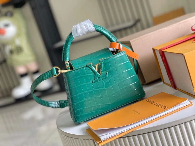 LV Capucines Bags 4194A-0315