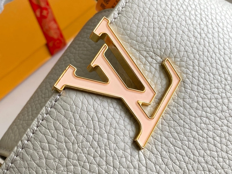 LV Capucines Bags 4194A-0320