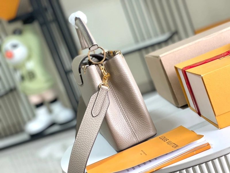 LV Capucines Bags 4194A-0327