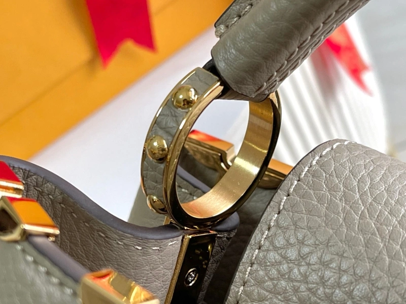 LV Capucines Bags 4194A-0327