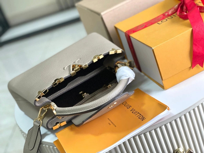 LV Capucines Bags 4194A-0327