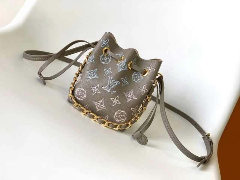 LV Bucket Bags 4194A-0447