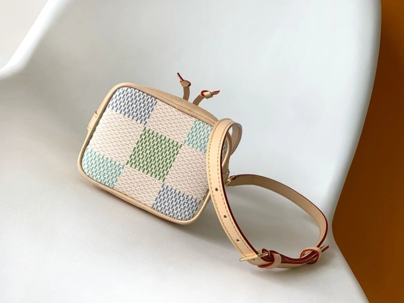 LV Bucket Bags 4194A-0463