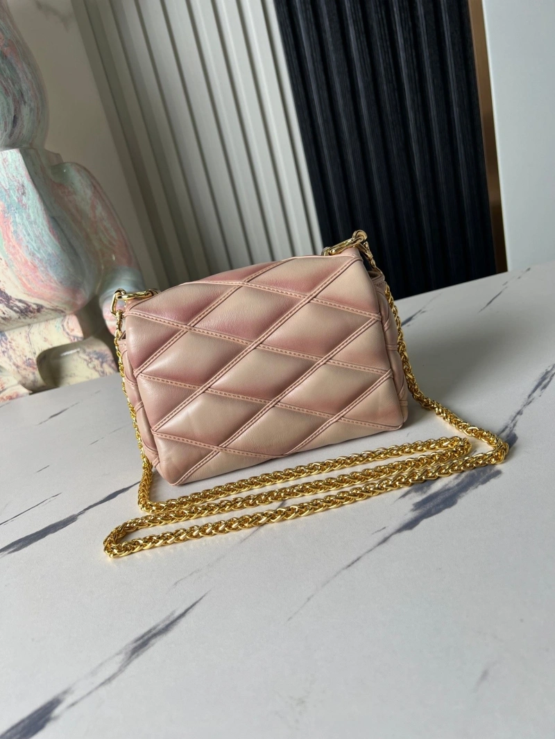 lv twist De*1m bags 4194a-0493