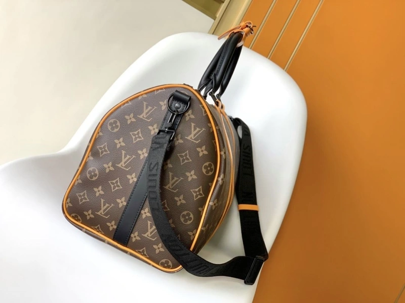 LV Travel Bags 4194A-0522