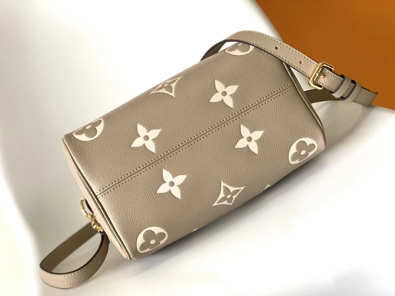 LV Speedy Bags 4194A-0535