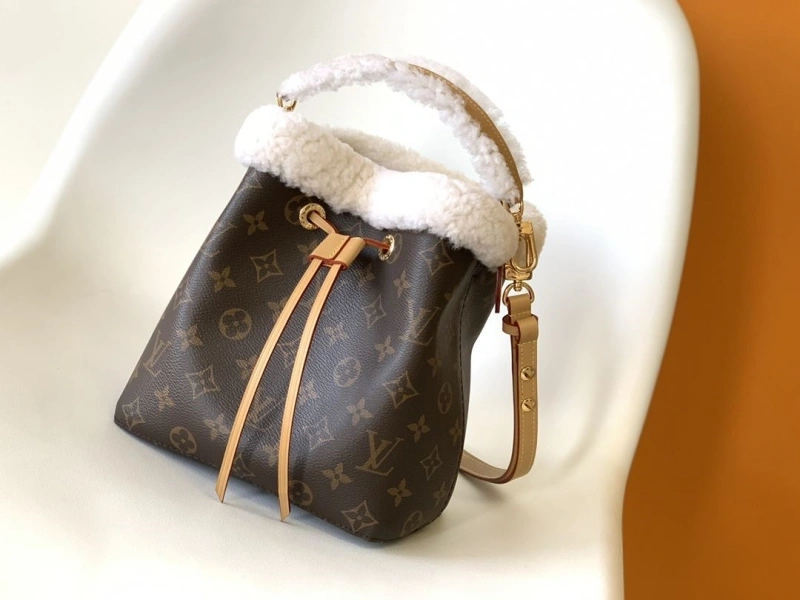 LV Bucket Bags 4194A-0559