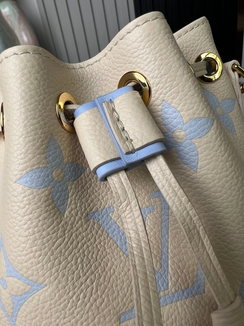 LV Bucket Bags 4194A-0623