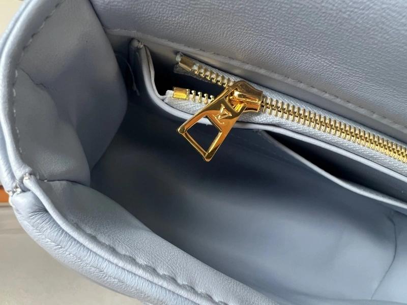 lv twist De*1m bags 4194a-0637