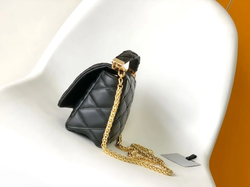 lv twist De*1m bags 4194a-0661