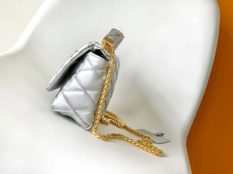 lv twist De*1m bags 4194a-0702